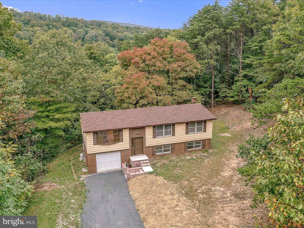 116 Fern Place Ln