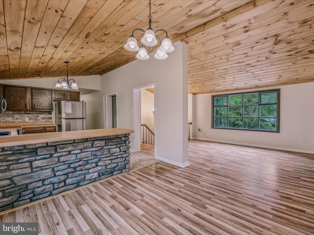 116 Fern Place Ln