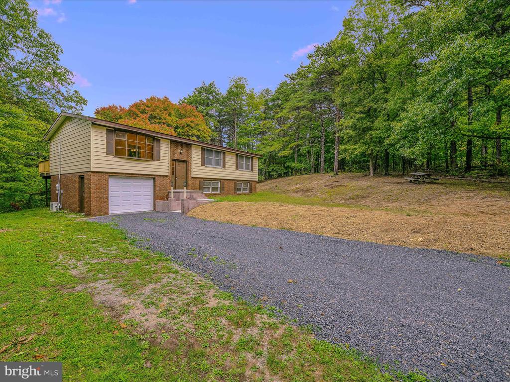 116 Fern Place Ln