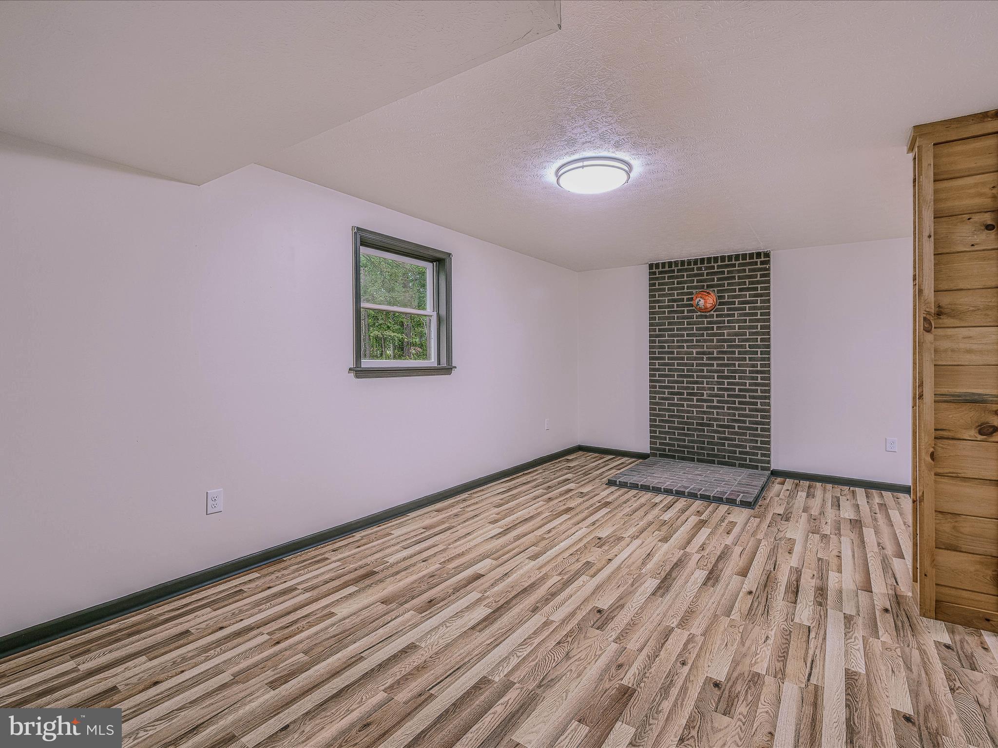 116 Fern Place Ln