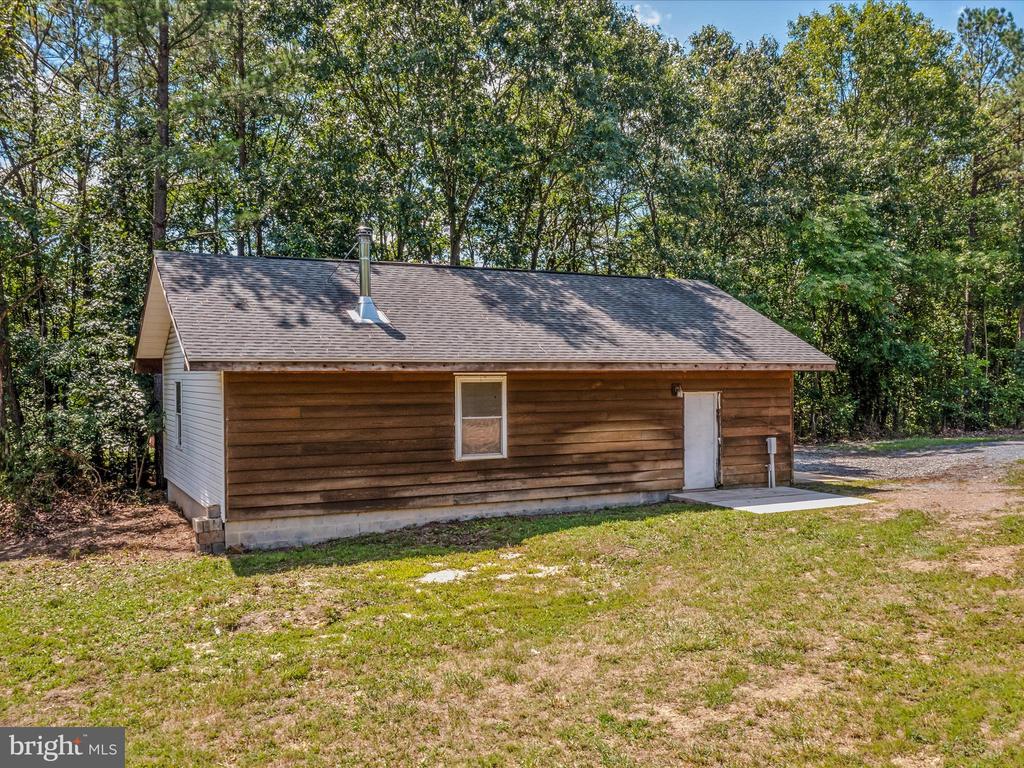 3804 Pious Ridge Rd