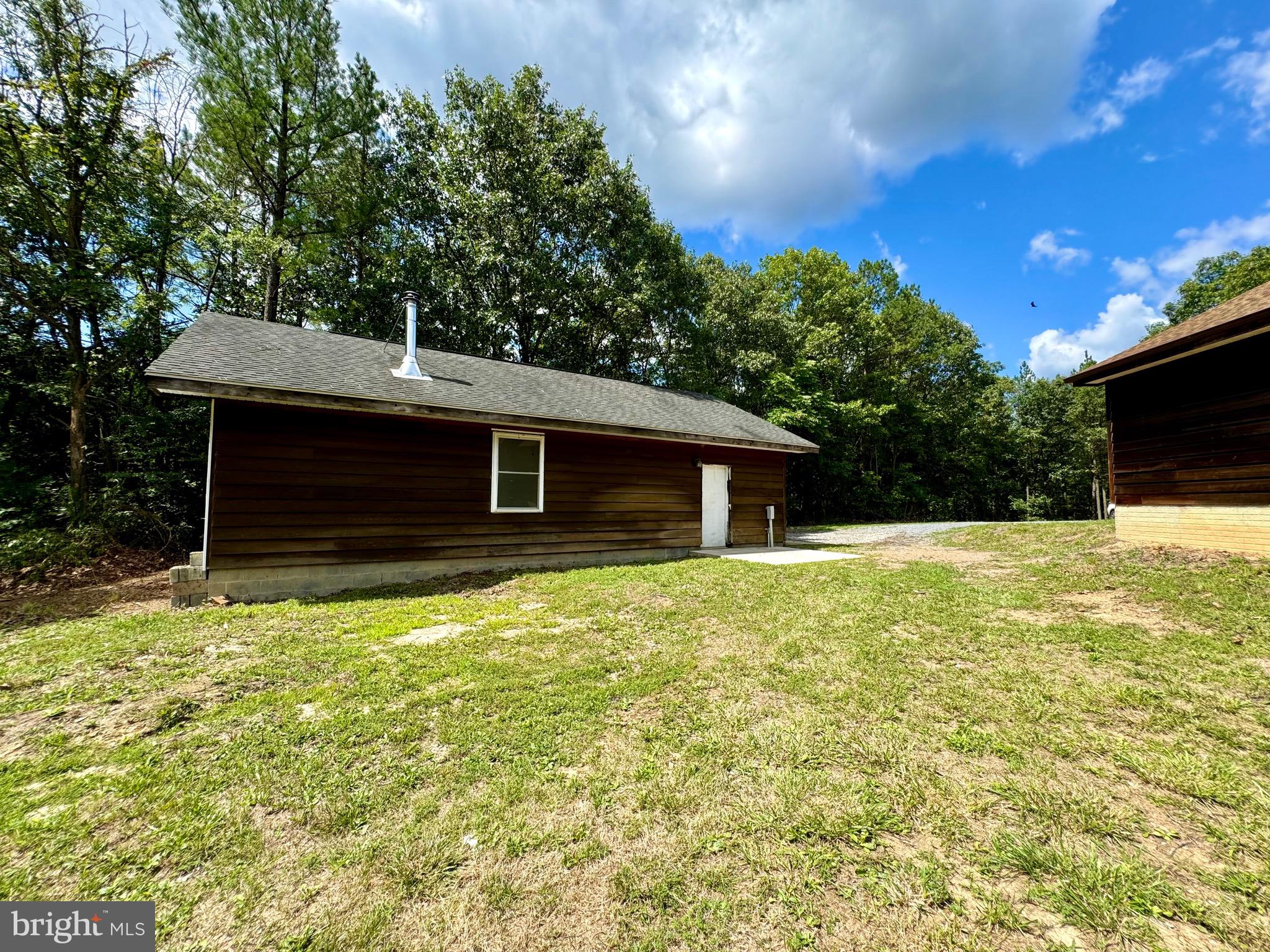 3804 Pious Ridge Rd