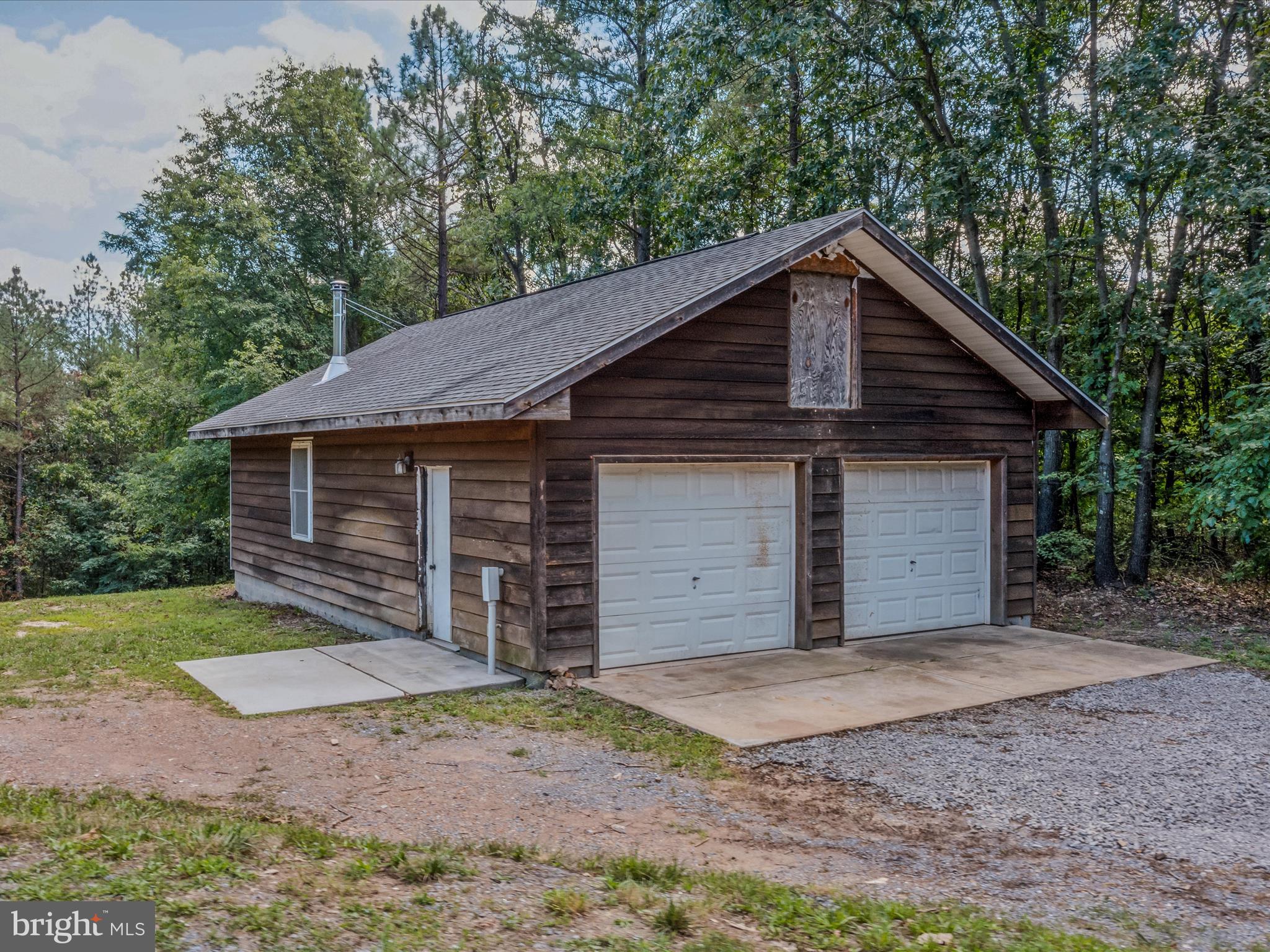 3804 Pious Ridge Rd