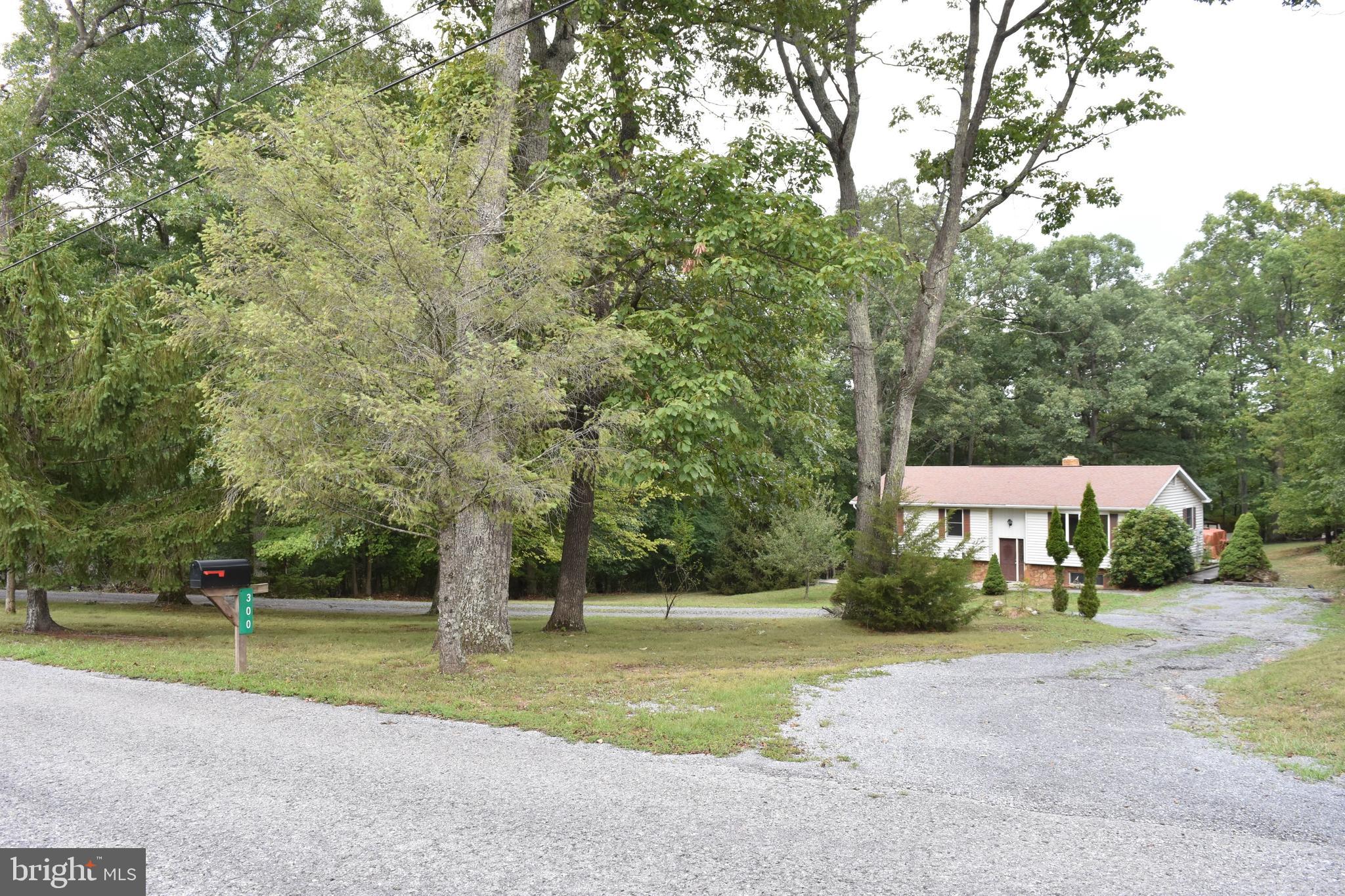 300 Little Creek Trl