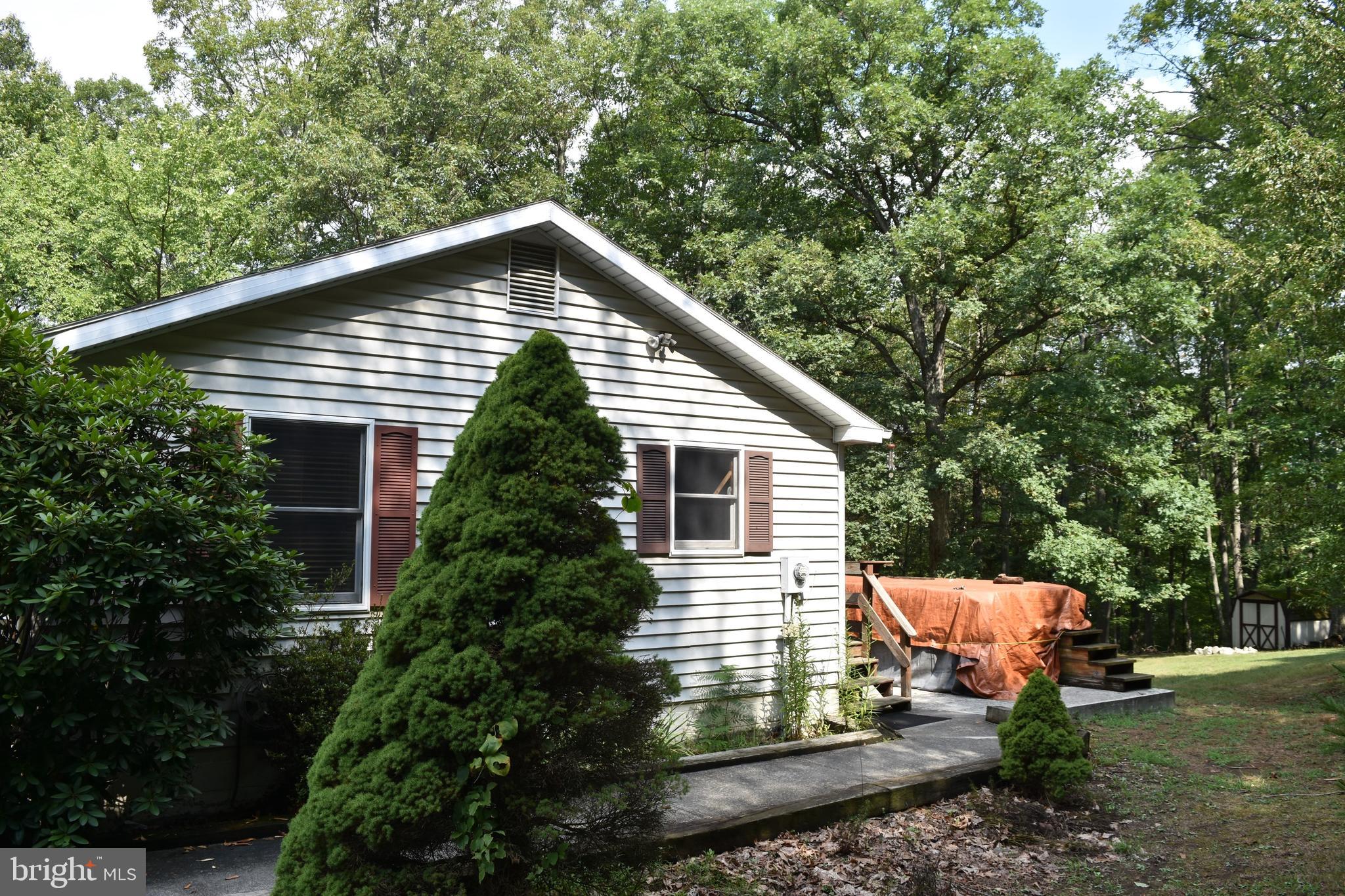 300 Little Creek Trl