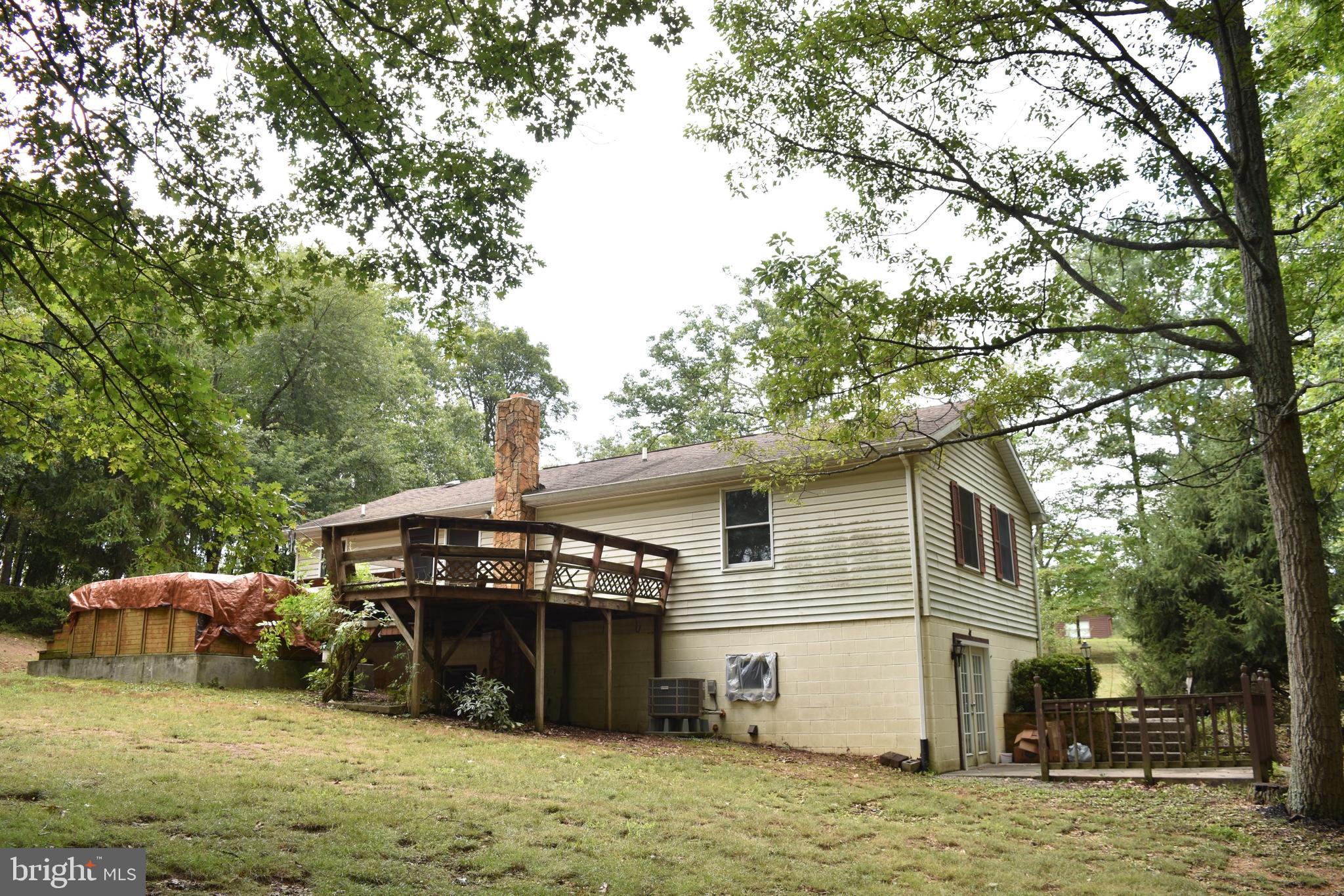 300 Little Creek Trl