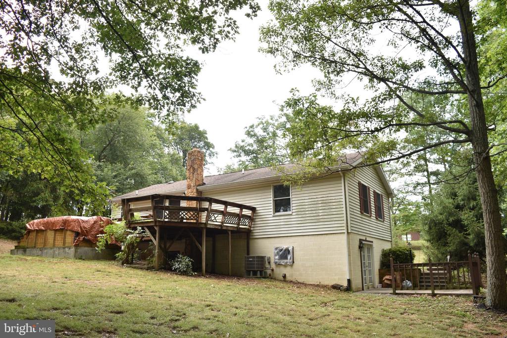 300 Little Creek Trl