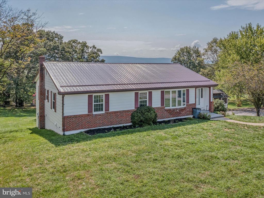 1165 Waugh Rd