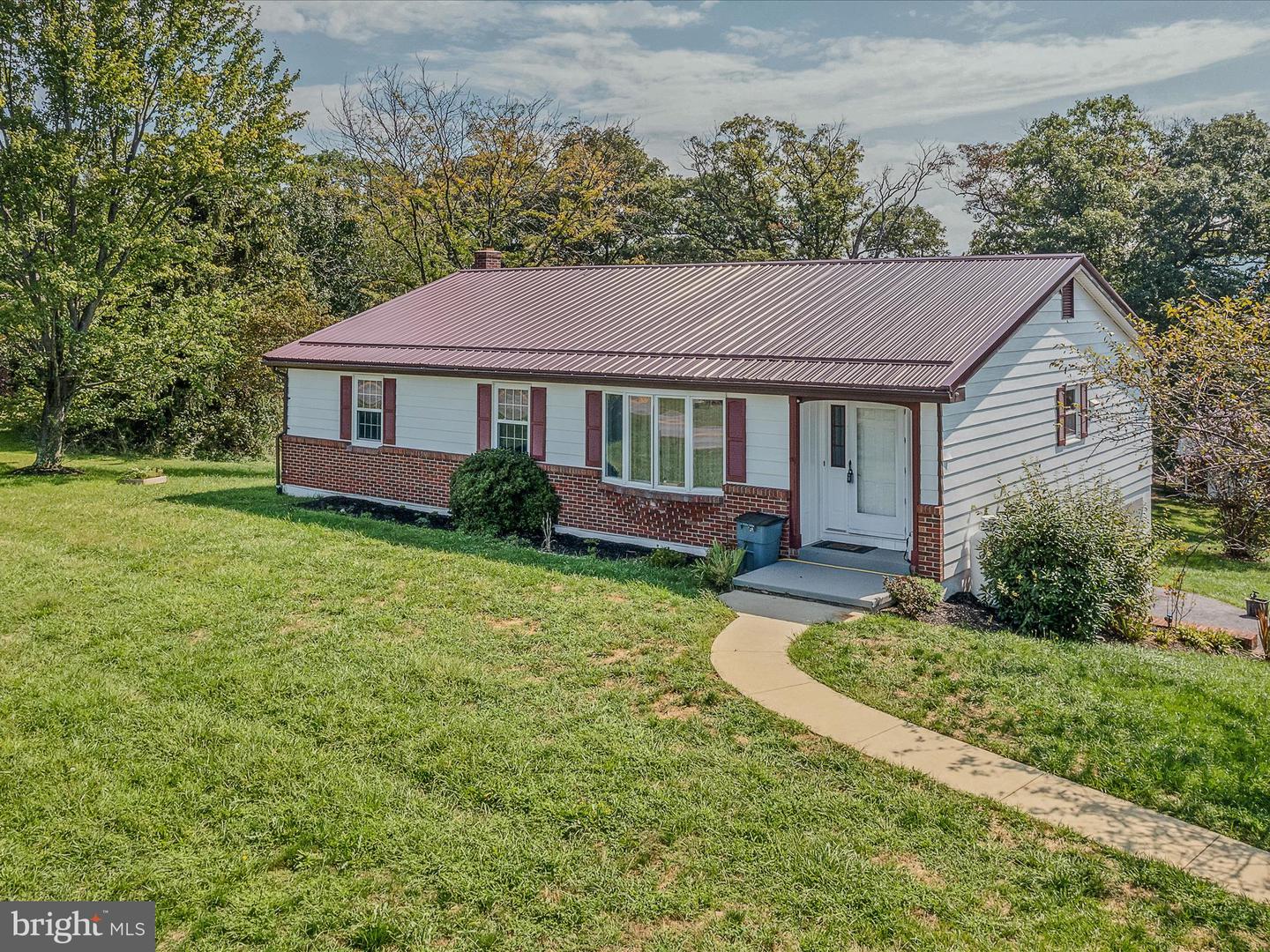 1165 Waugh Rd