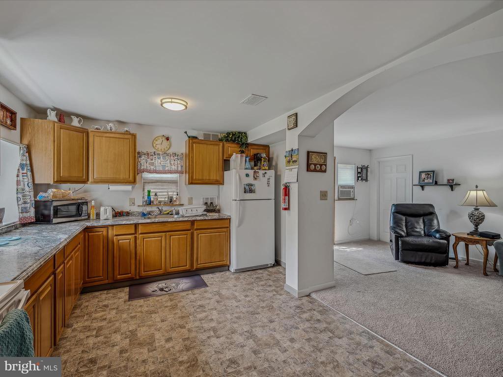 1165 Waugh Rd