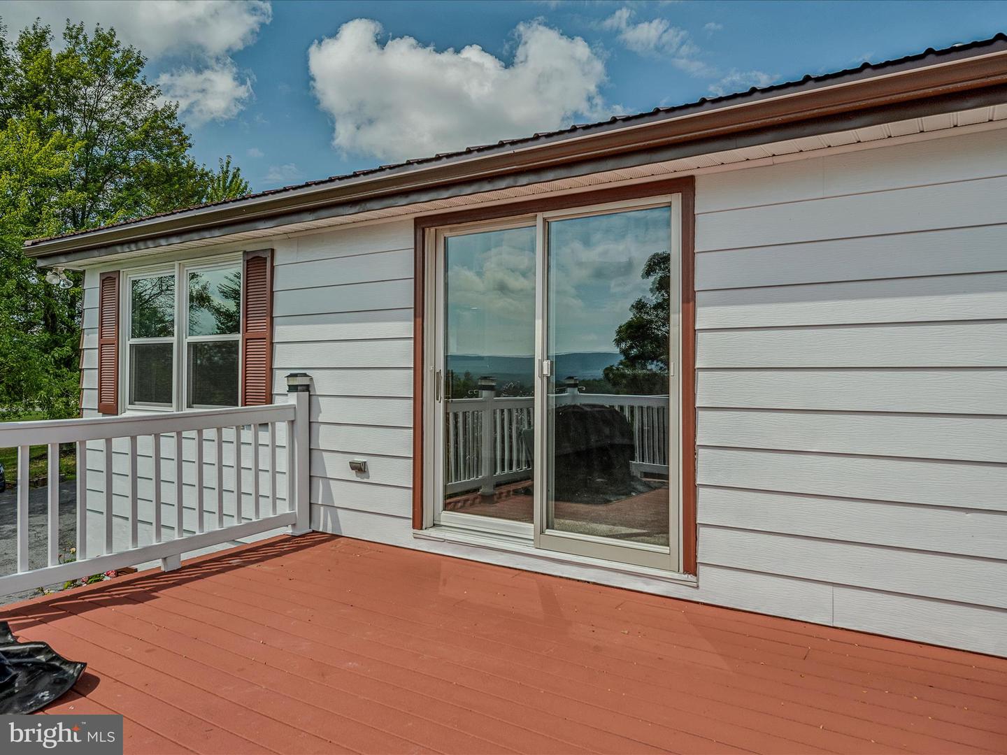 1165 Waugh Rd