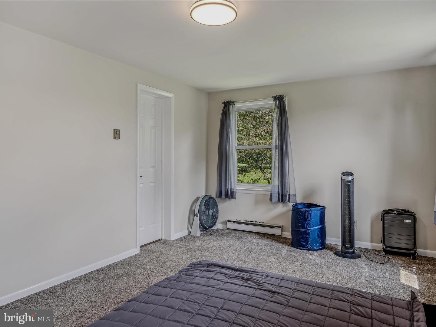 1165 Waugh Rd
