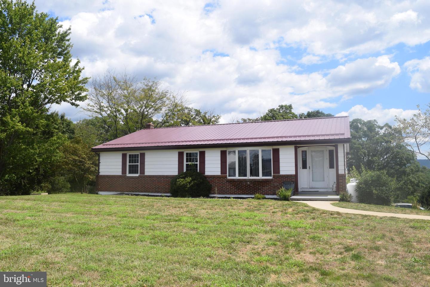 1165 Waugh Rd