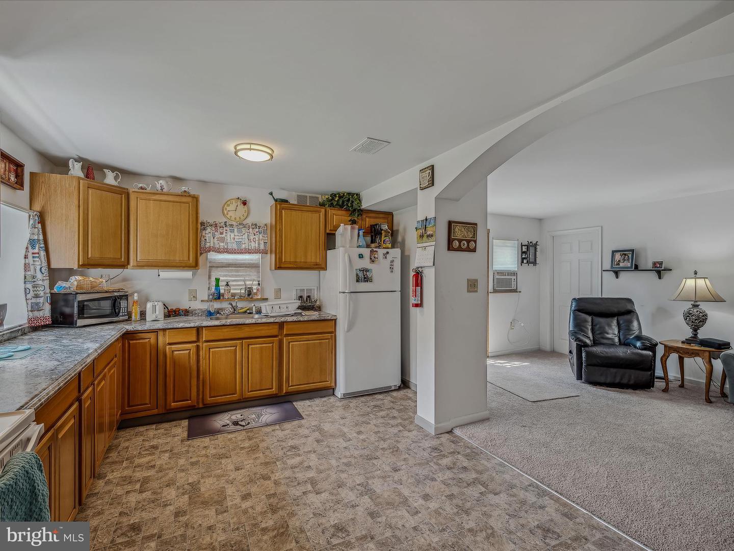 1165 Waugh Rd