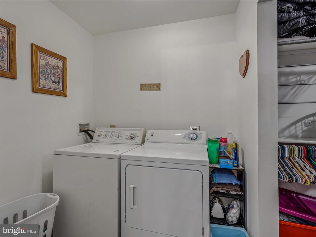 1165 Waugh Rd
