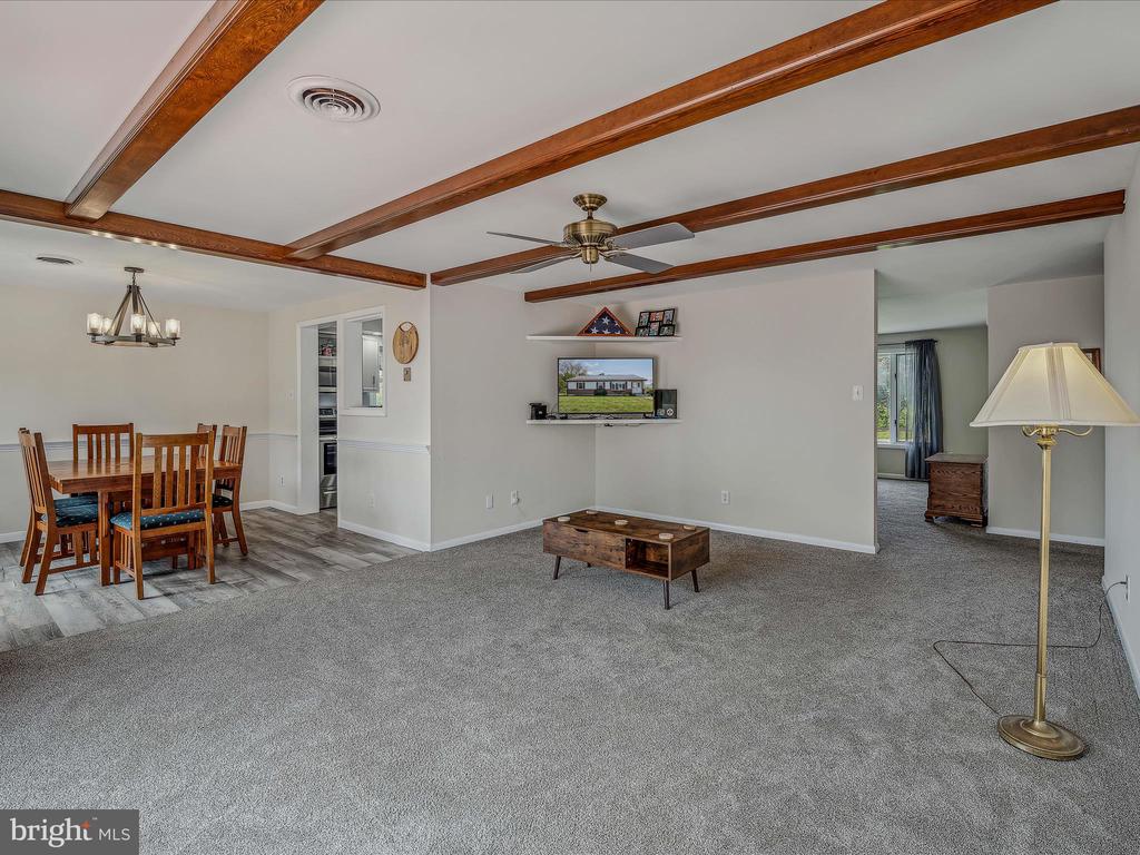 1165 Waugh Rd