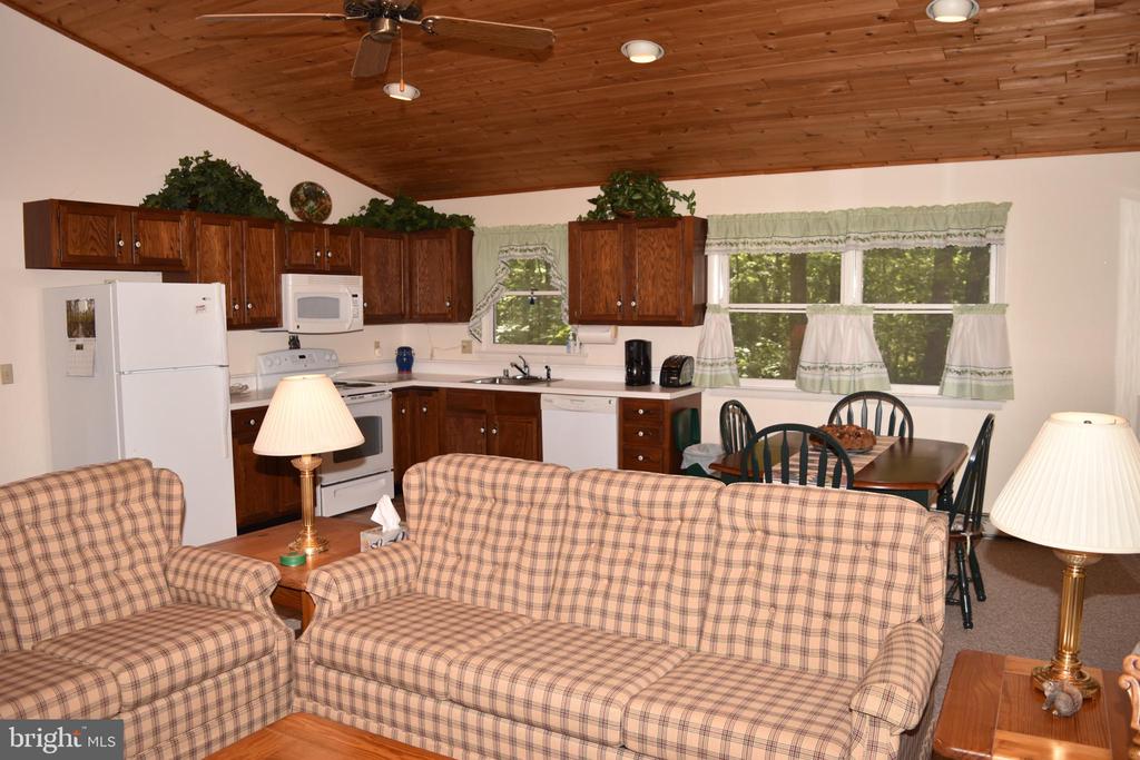250 Shady Brook Dr