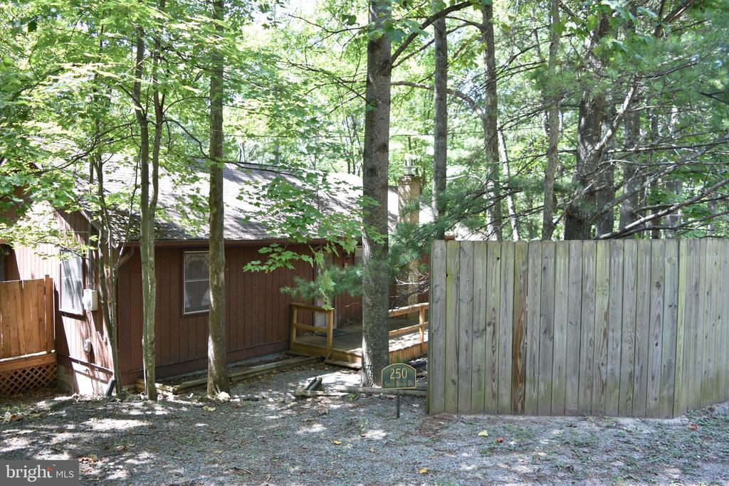 250 Shady Brook Dr
