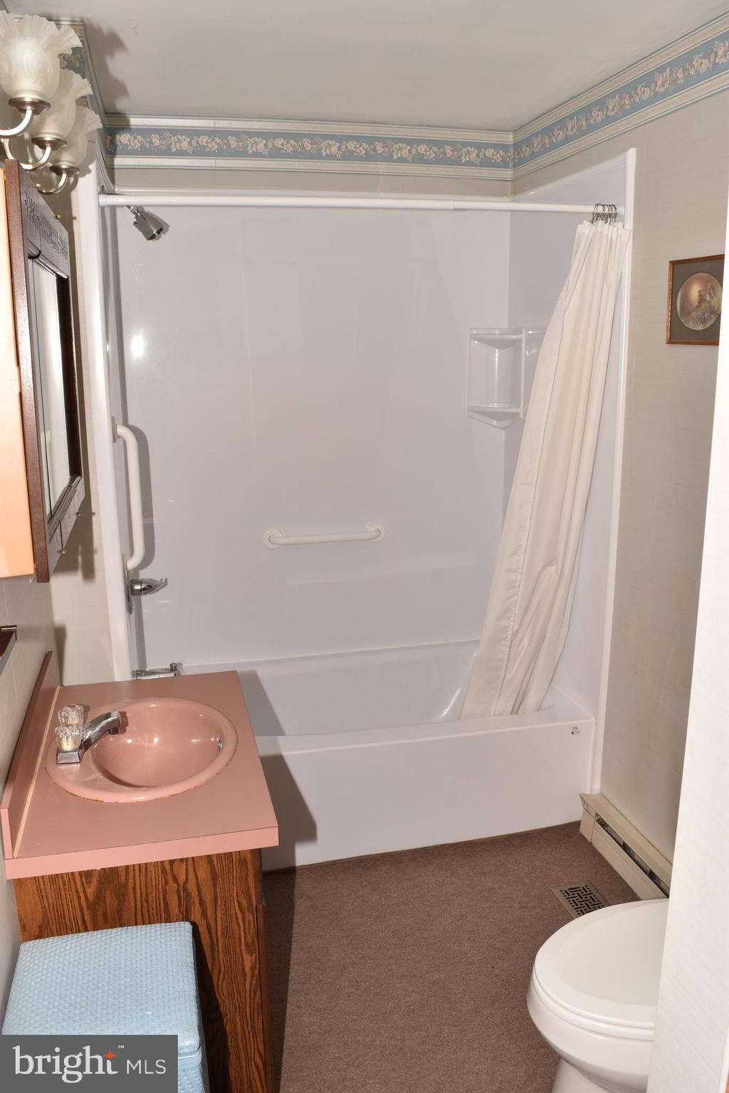 250 Shady Brook Dr