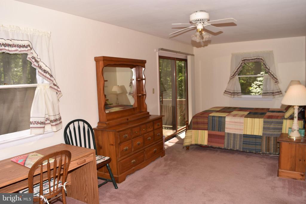 250 Shady Brook Dr