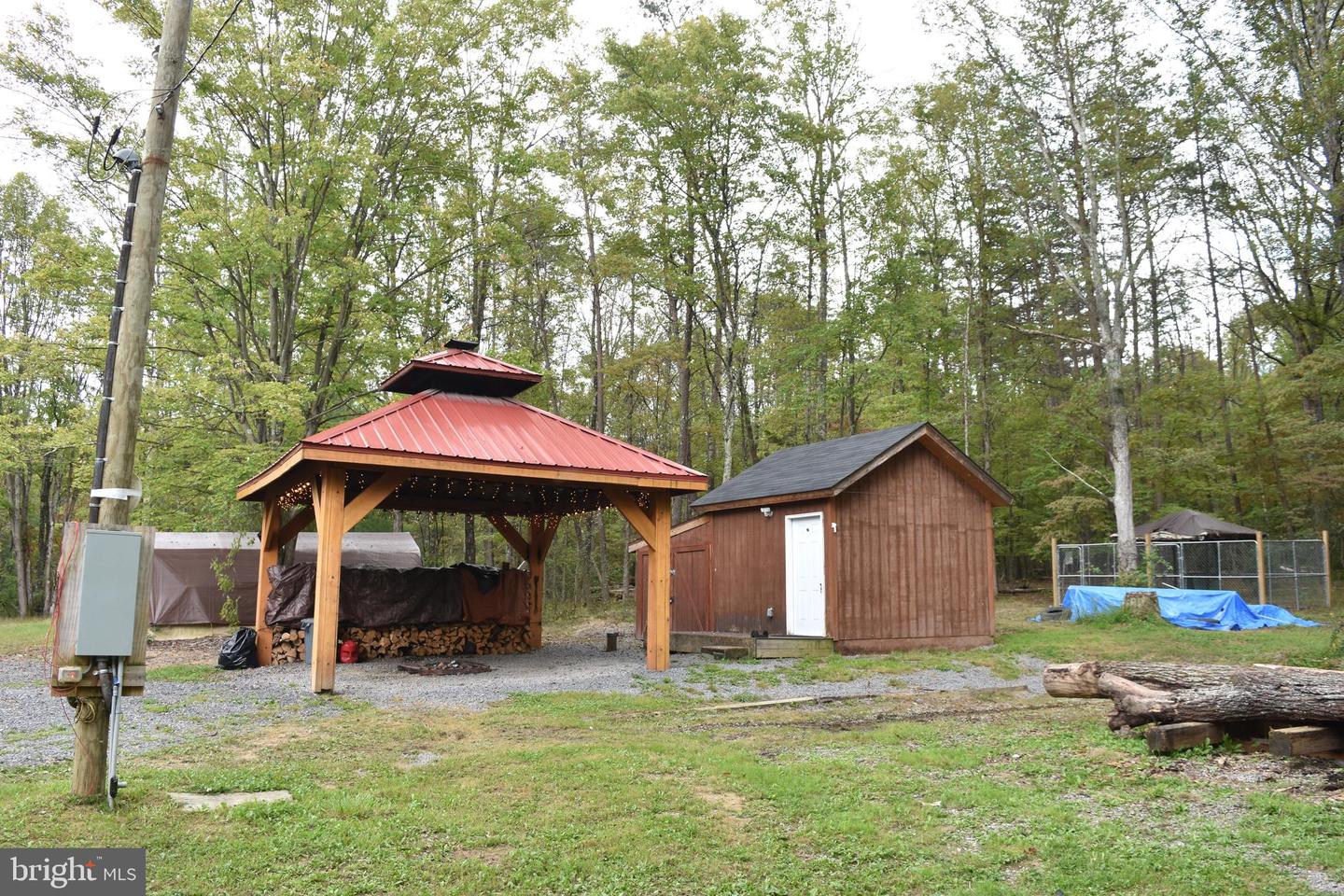 499 Oliver Ln