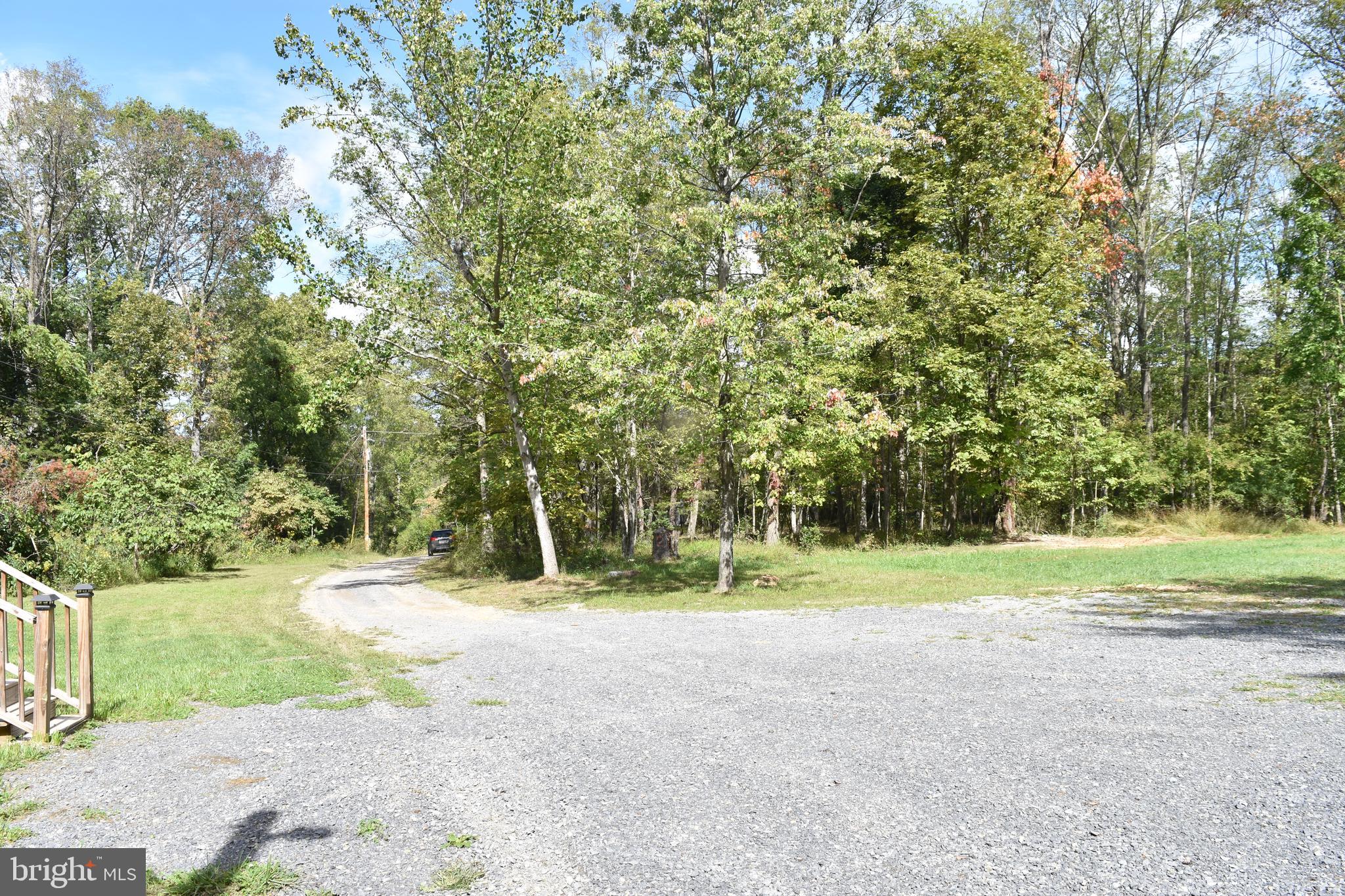 499 Oliver Ln