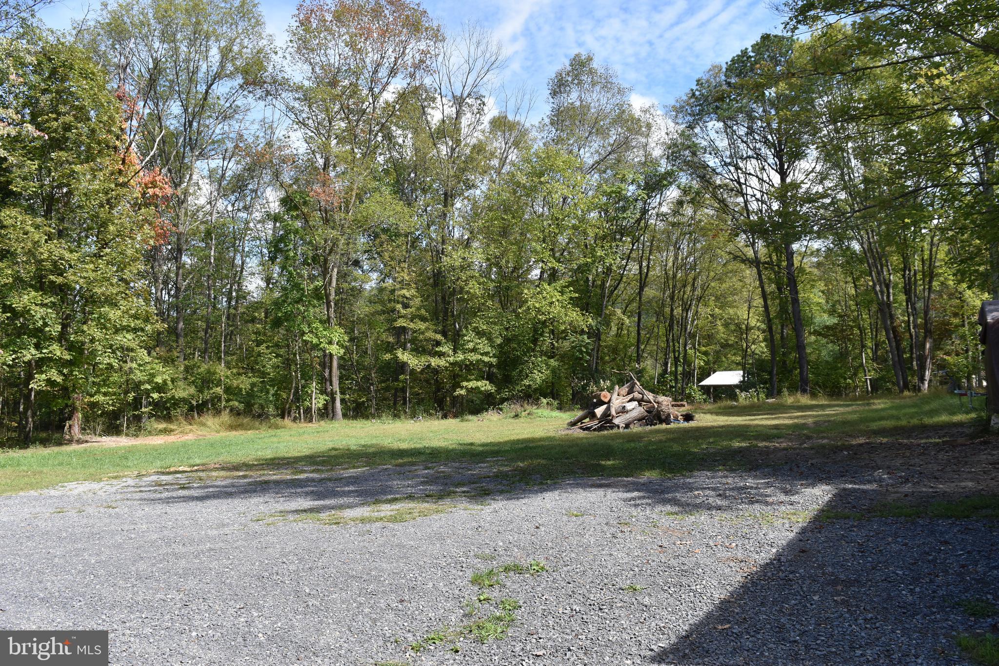 499 Oliver Ln
