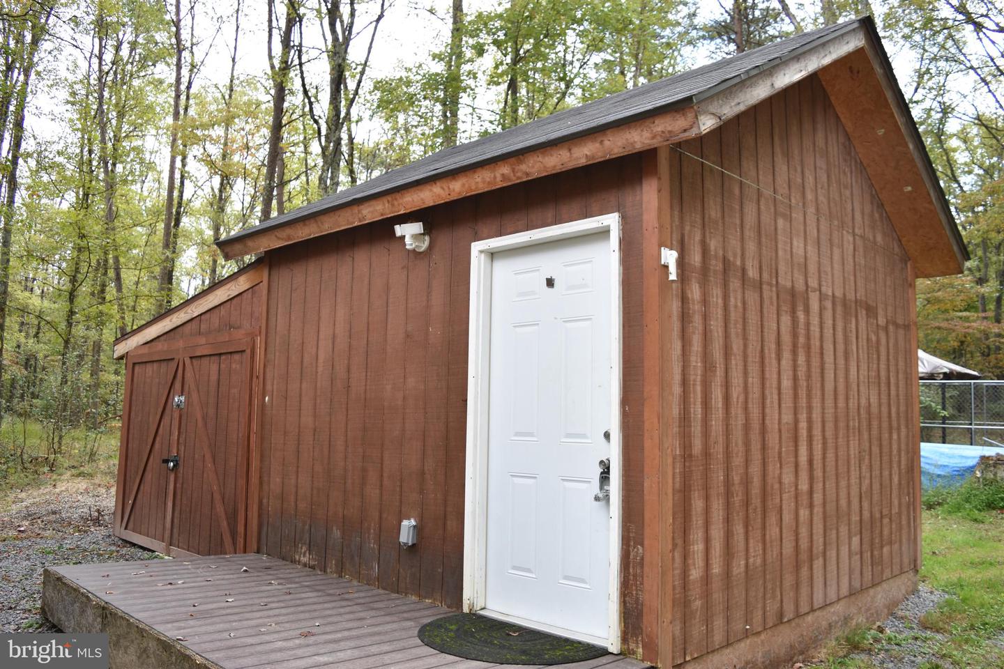 499 Oliver Ln