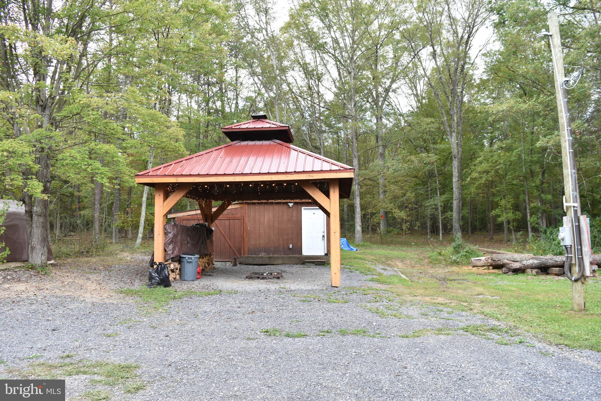 499 Oliver Ln