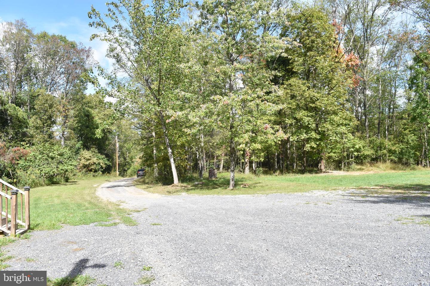 499 Oliver Ln