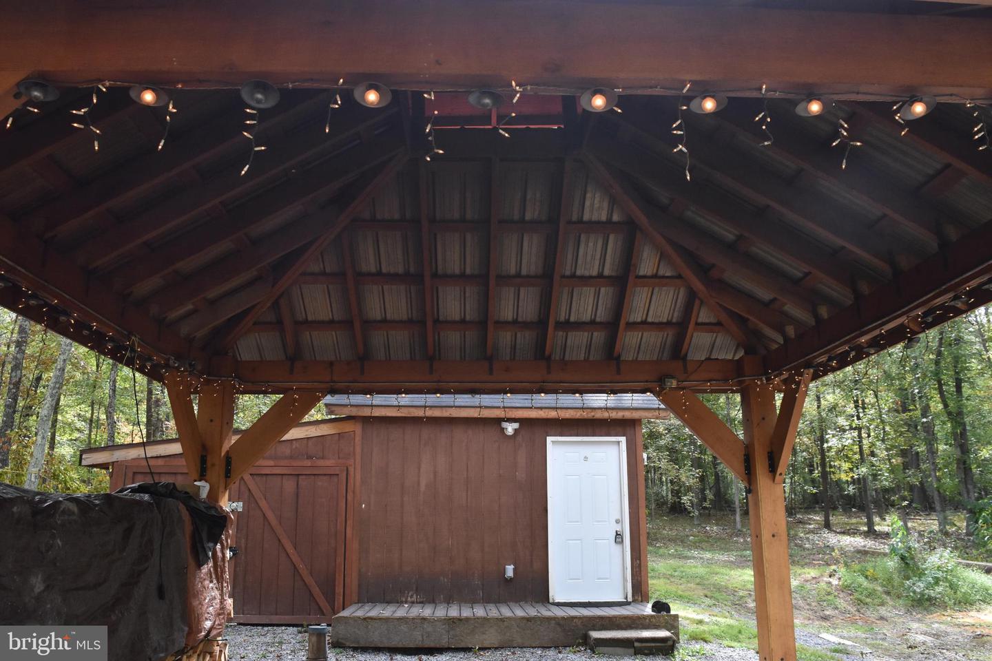 499 Oliver Ln