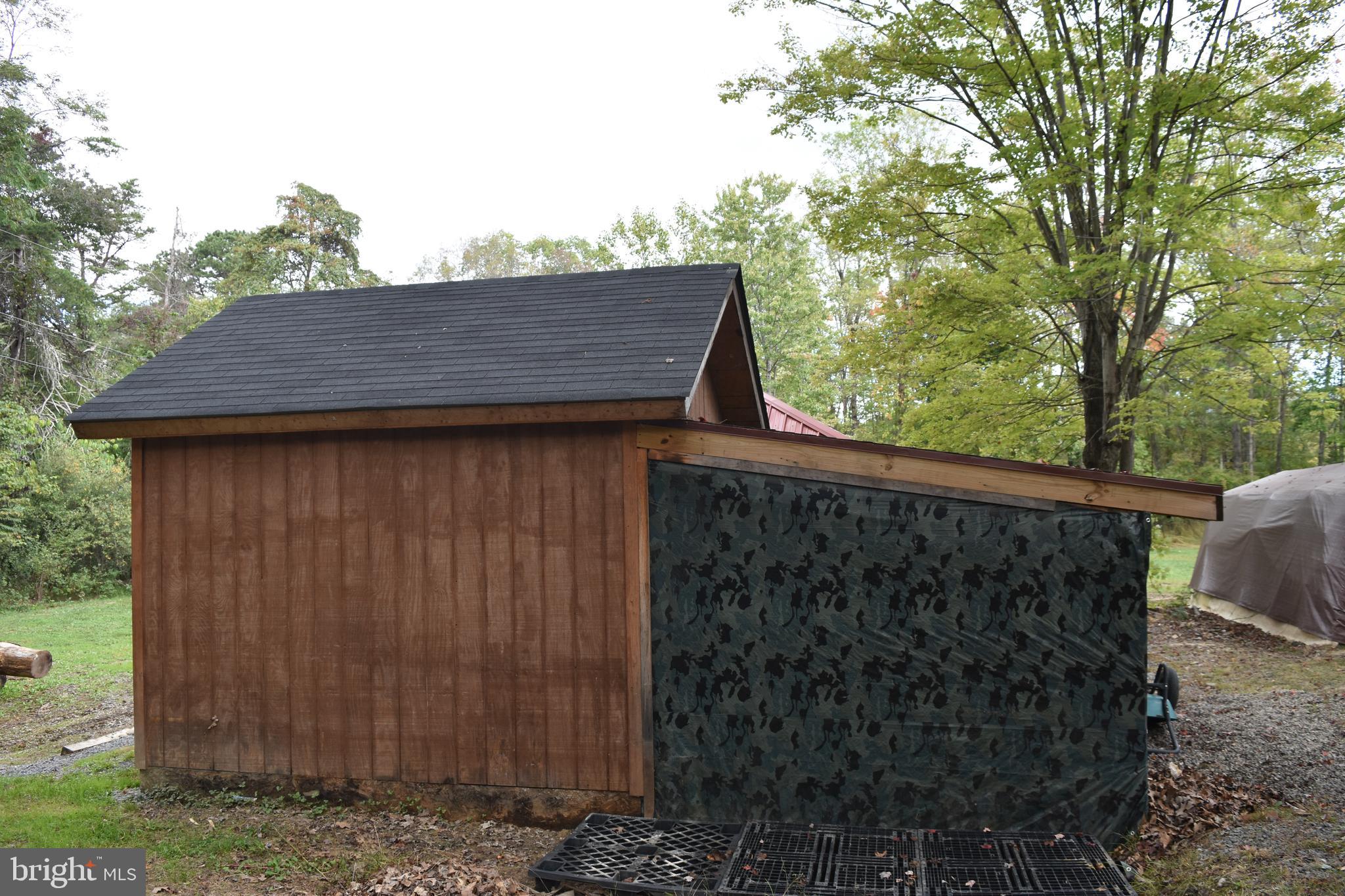 499 Oliver Ln
