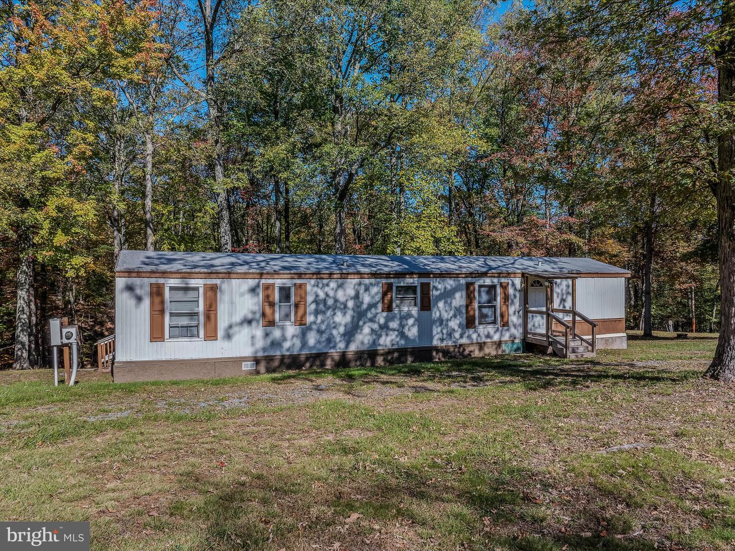 44 Cox Ln