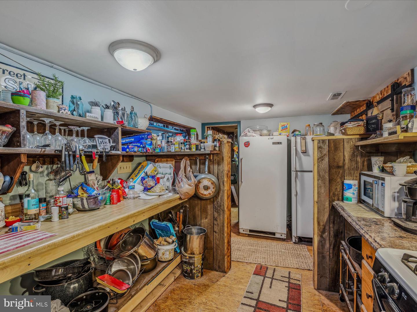44 Cox Ln
