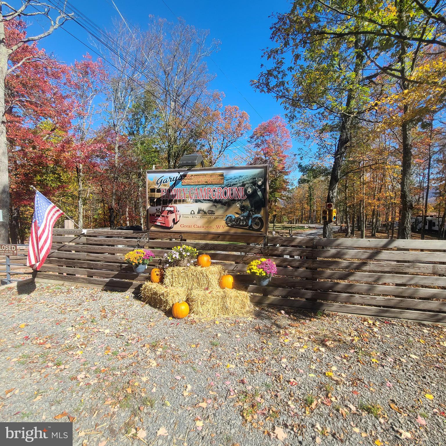 44 Cox Ln