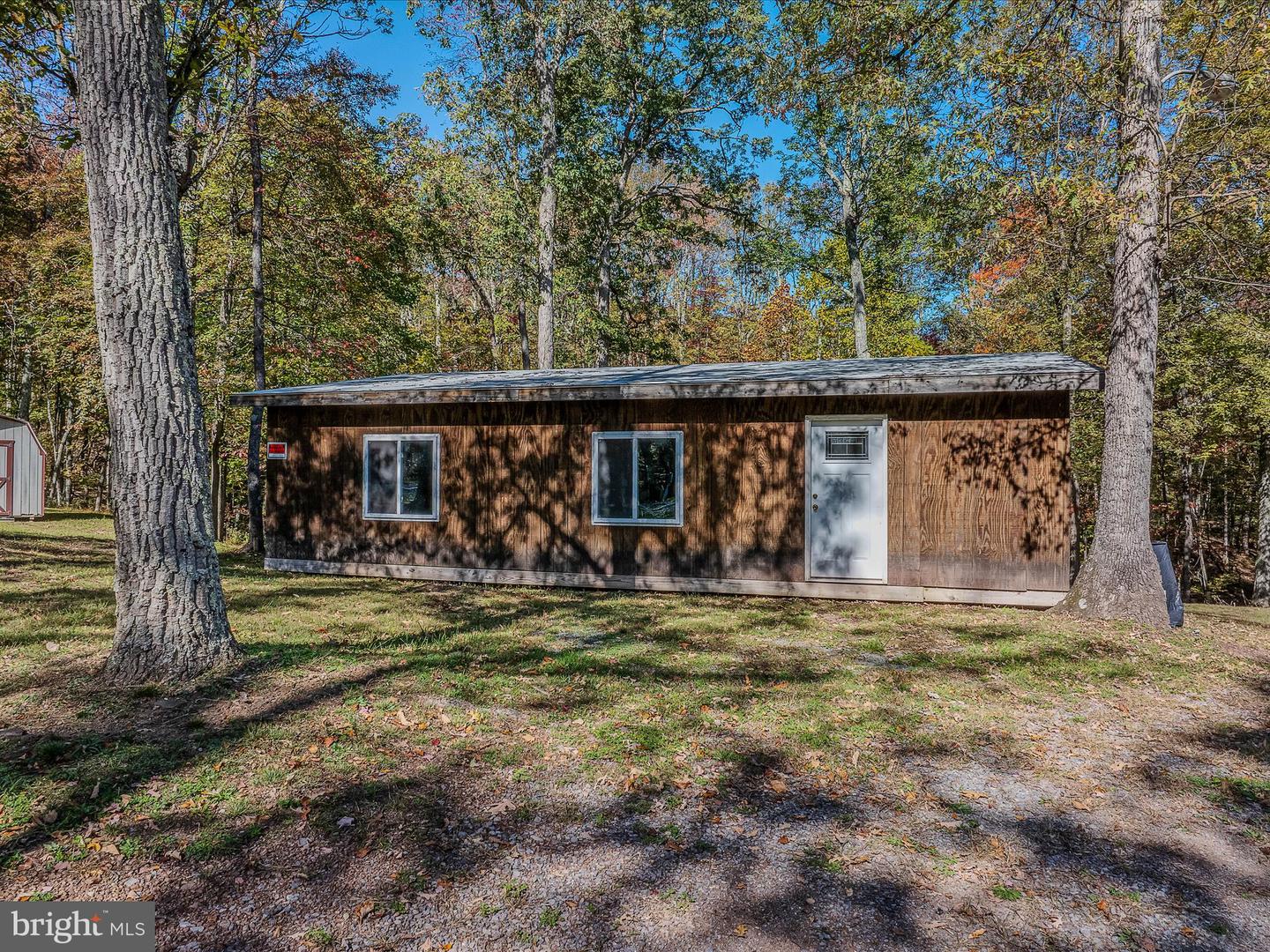 44 Cox Ln