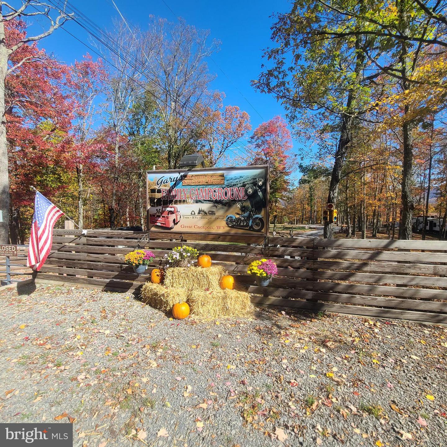 44 Cox Ln