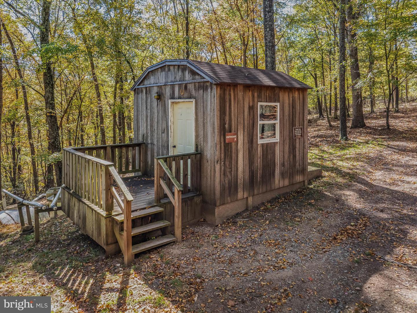 44 Cox Ln