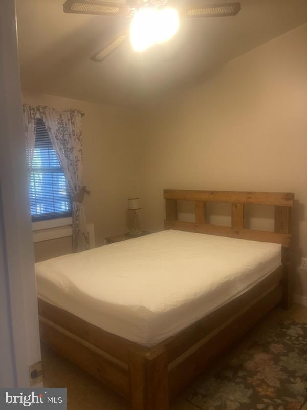 44 Cox Ln