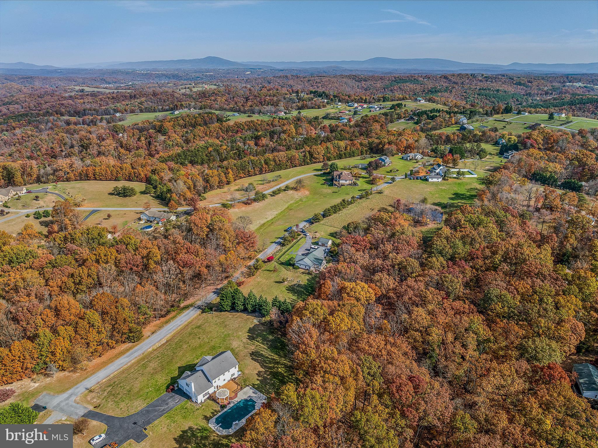 469 Meadowlark Ln