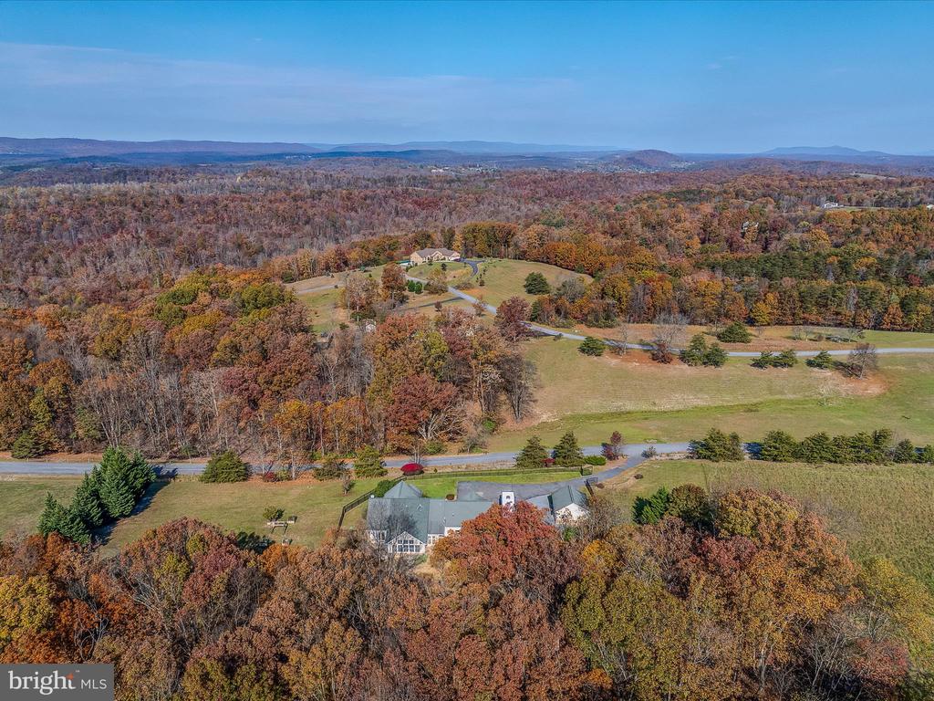 469 Meadowlark Ln