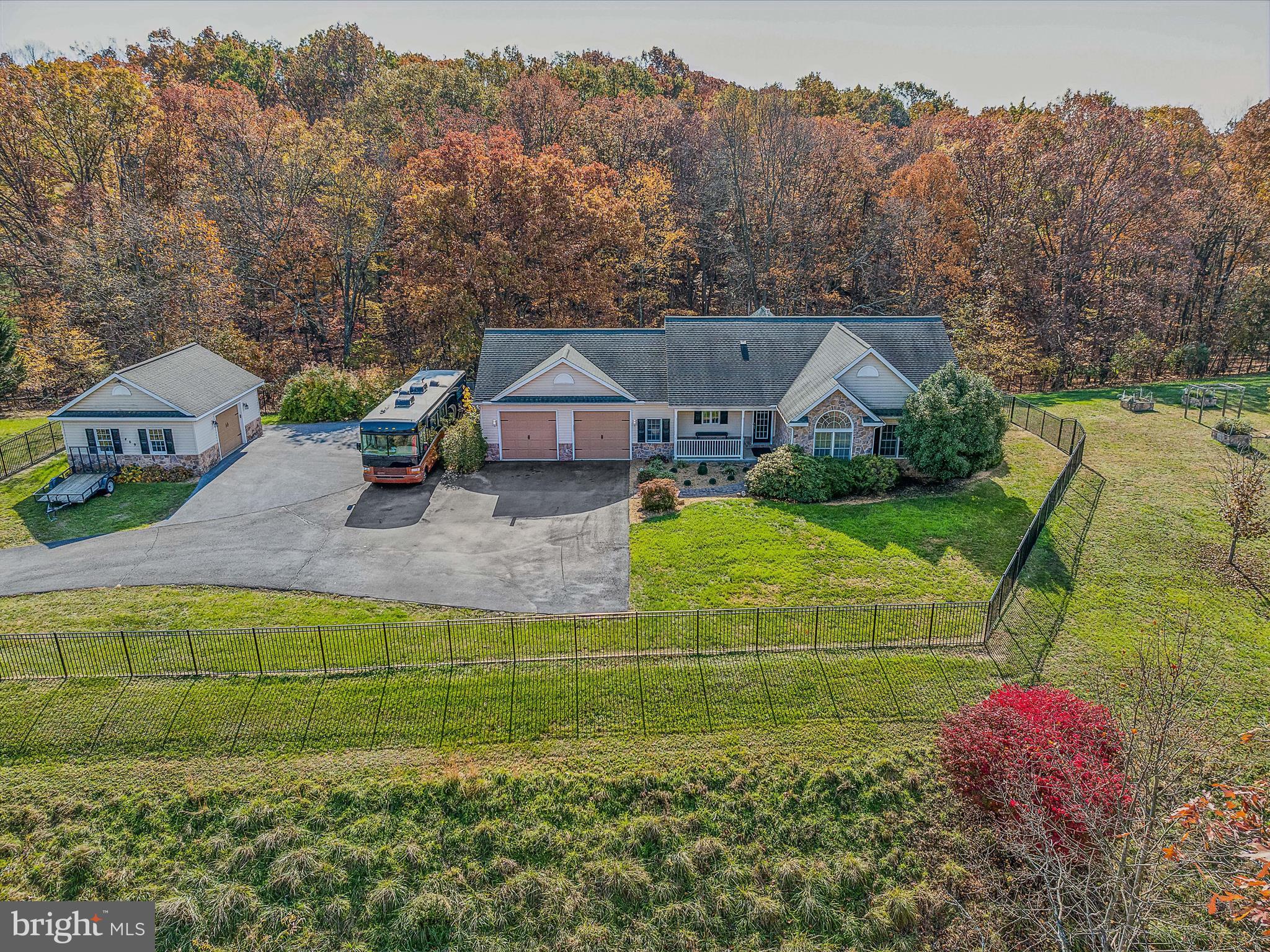 469 Meadowlark Ln