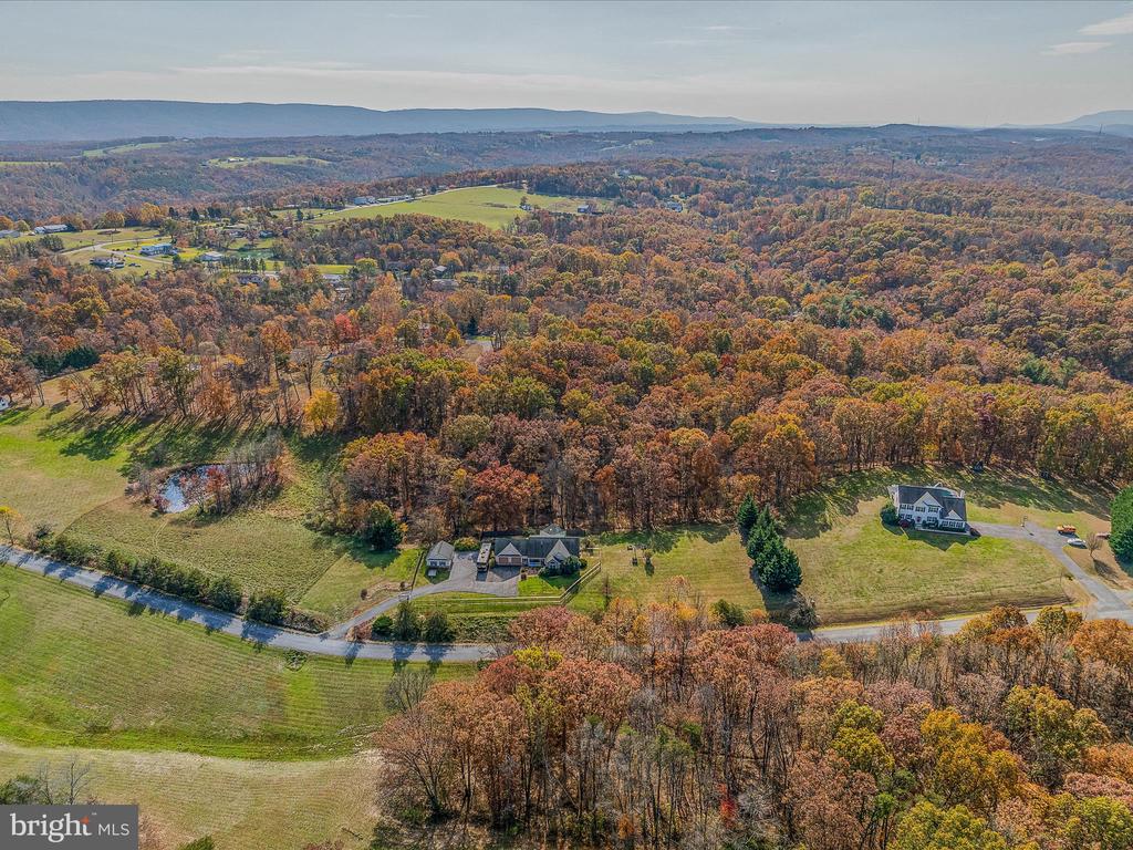 469 Meadowlark Ln