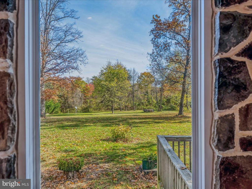 2635 Cacapon Rd