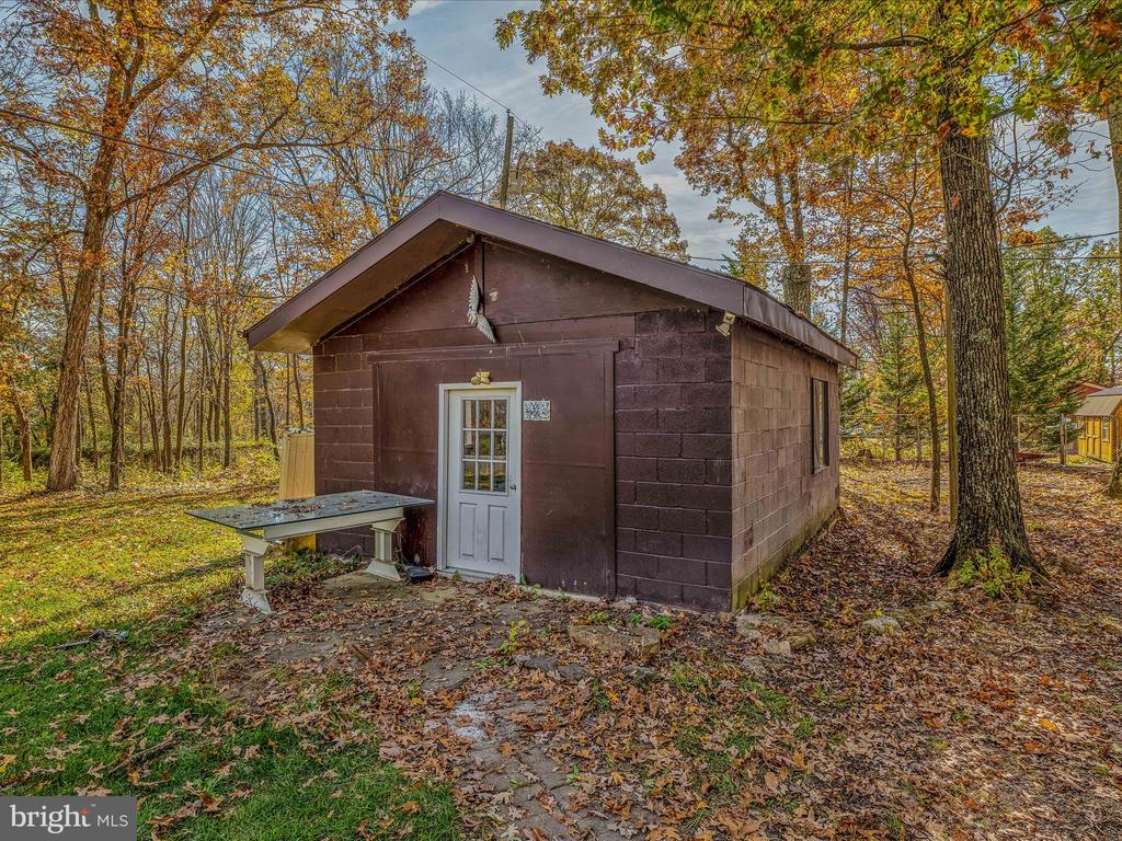 2635 Cacapon Rd
