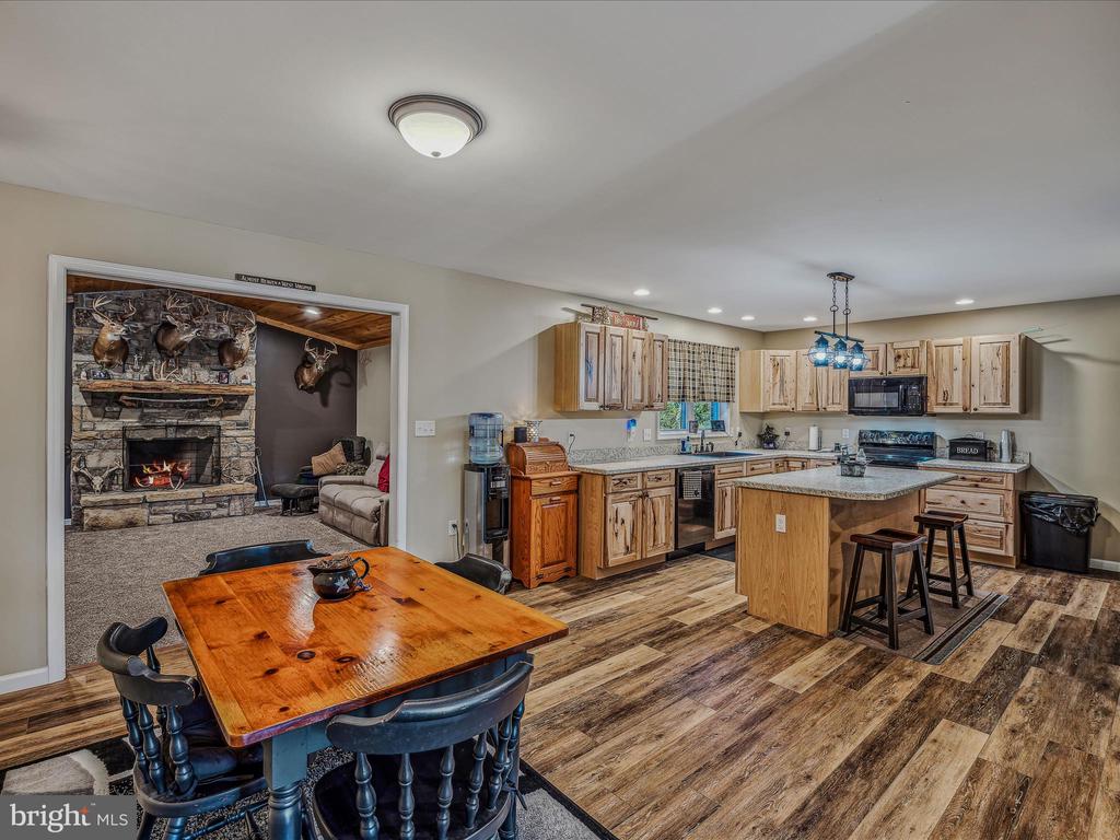 11898 Winchester Grade Rd