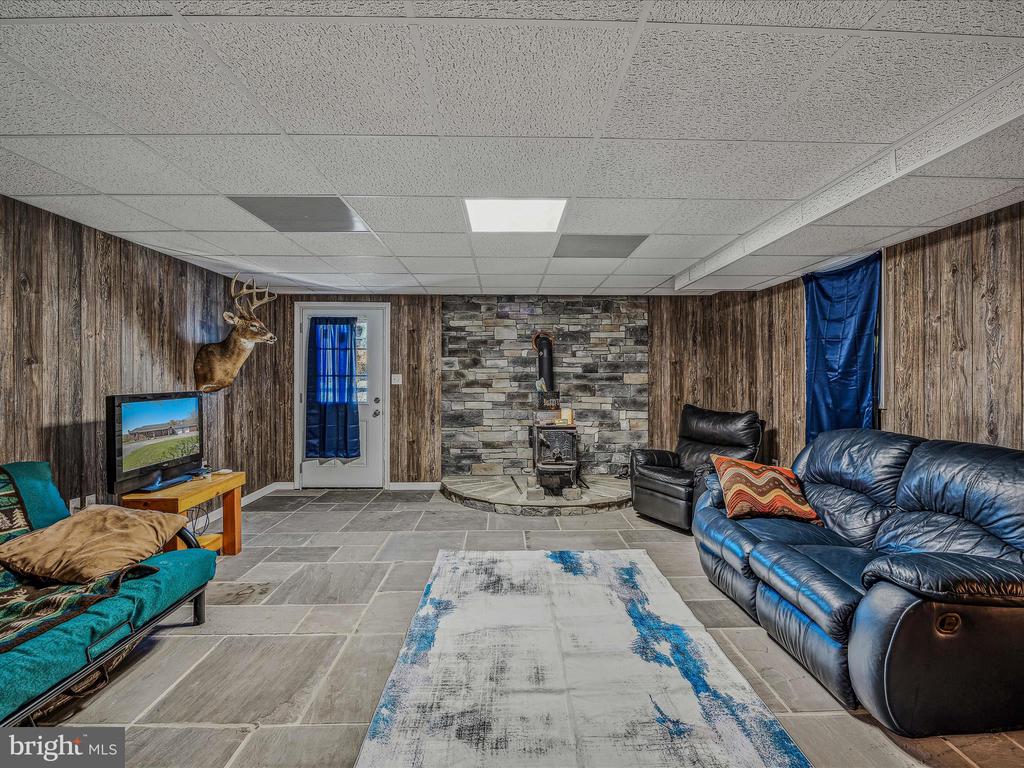 11898 Winchester Grade Rd