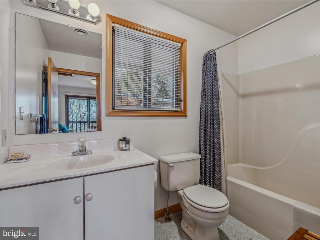 574 Bobcat Dr