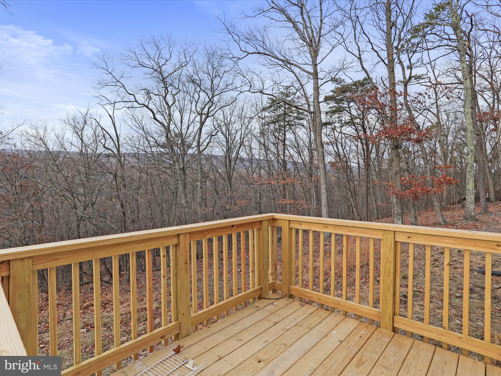 902 Wisteria Ln