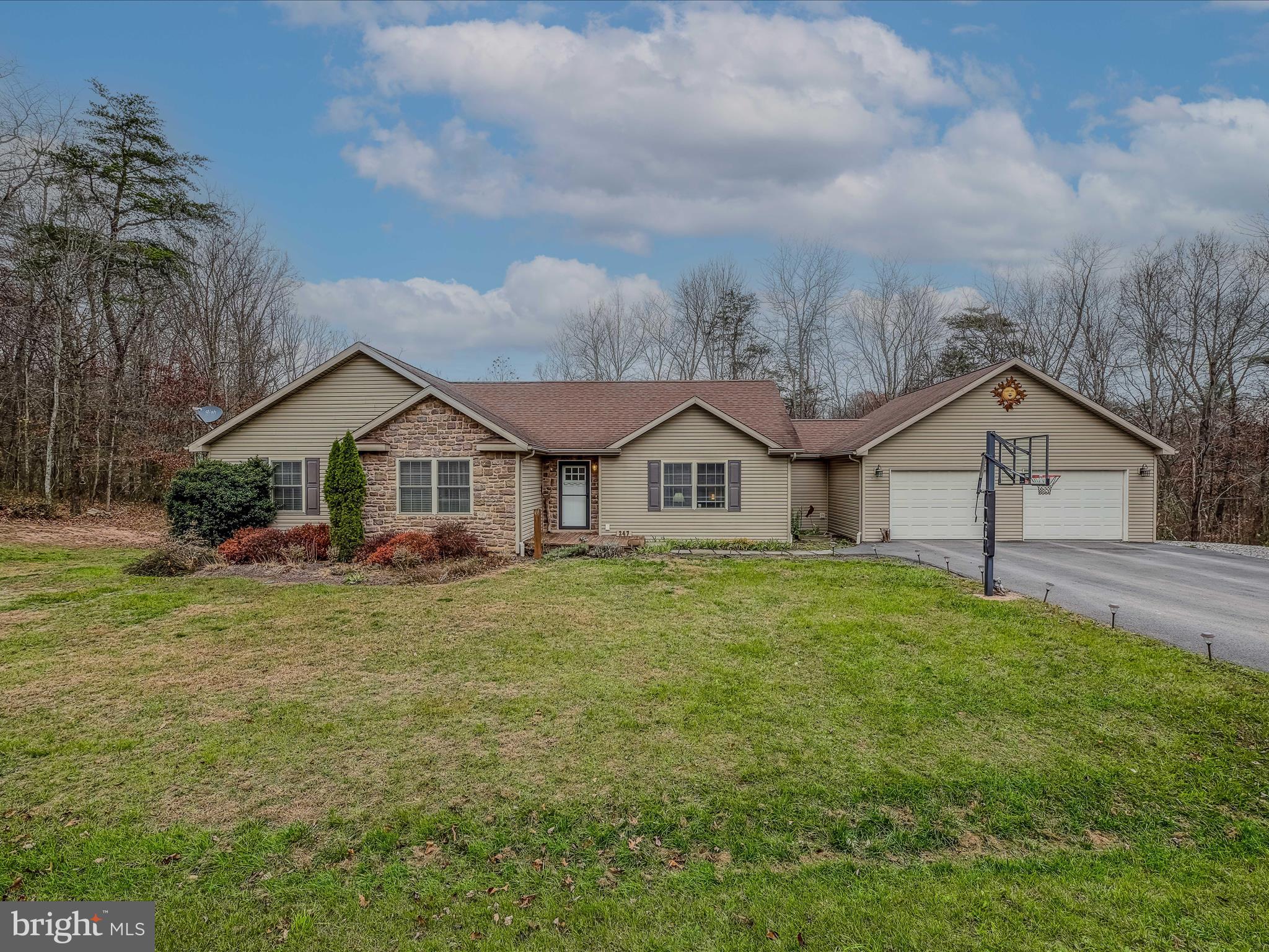 247 Pine Acres Ln